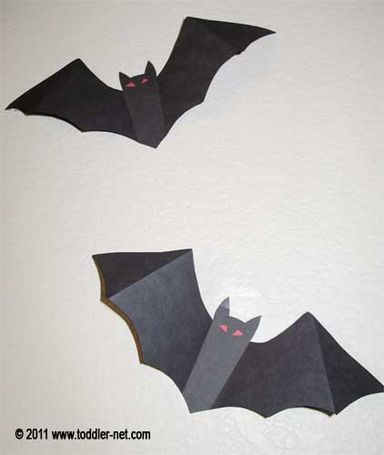 paper bat decorations